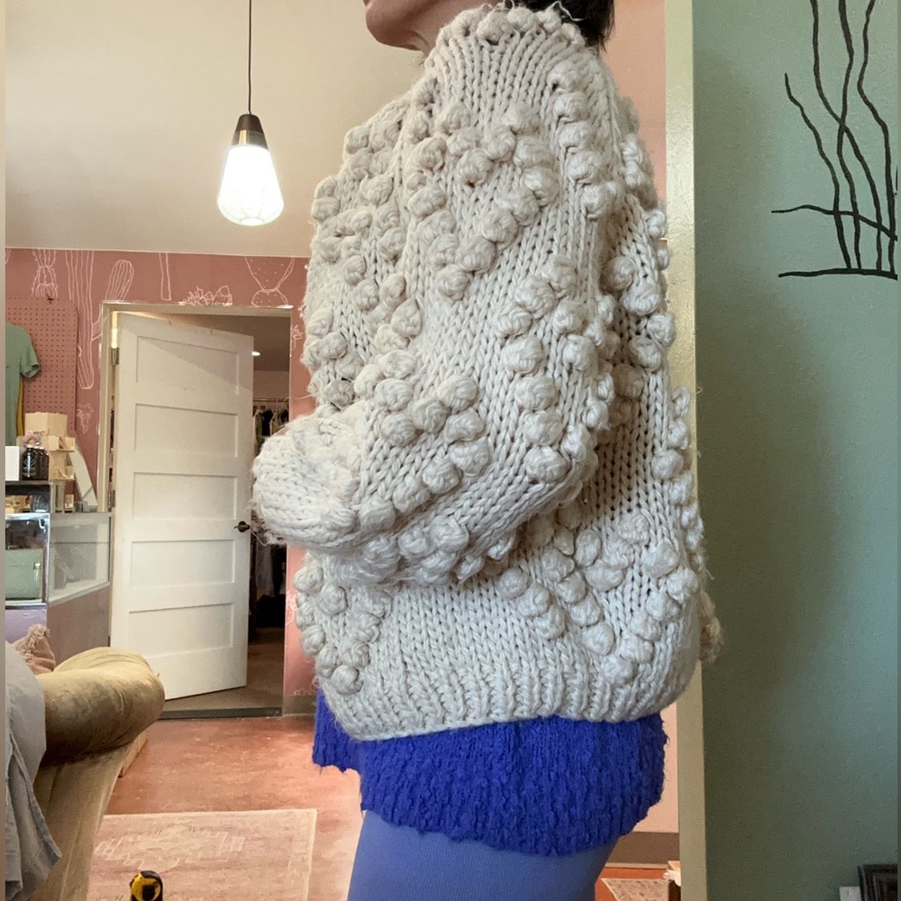 Chic Wish knit your love cardigan Anthropologie heart textured chunky size med - Picture 3 of 12